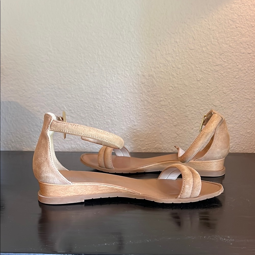 Kenneth Cole leather sandals